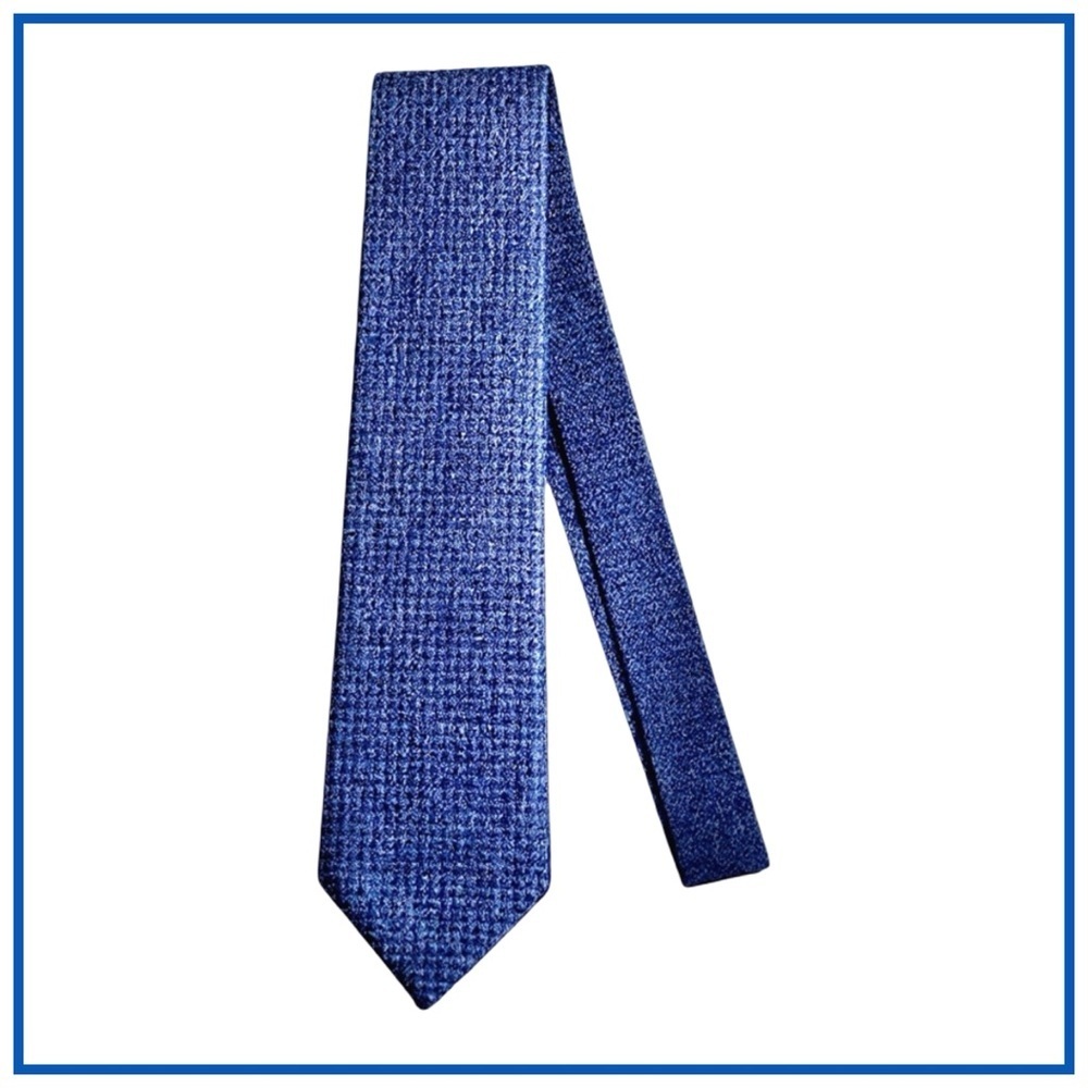 Brioni Men’s Medallion Silk Woven Necktie. Dark Blue. 59”